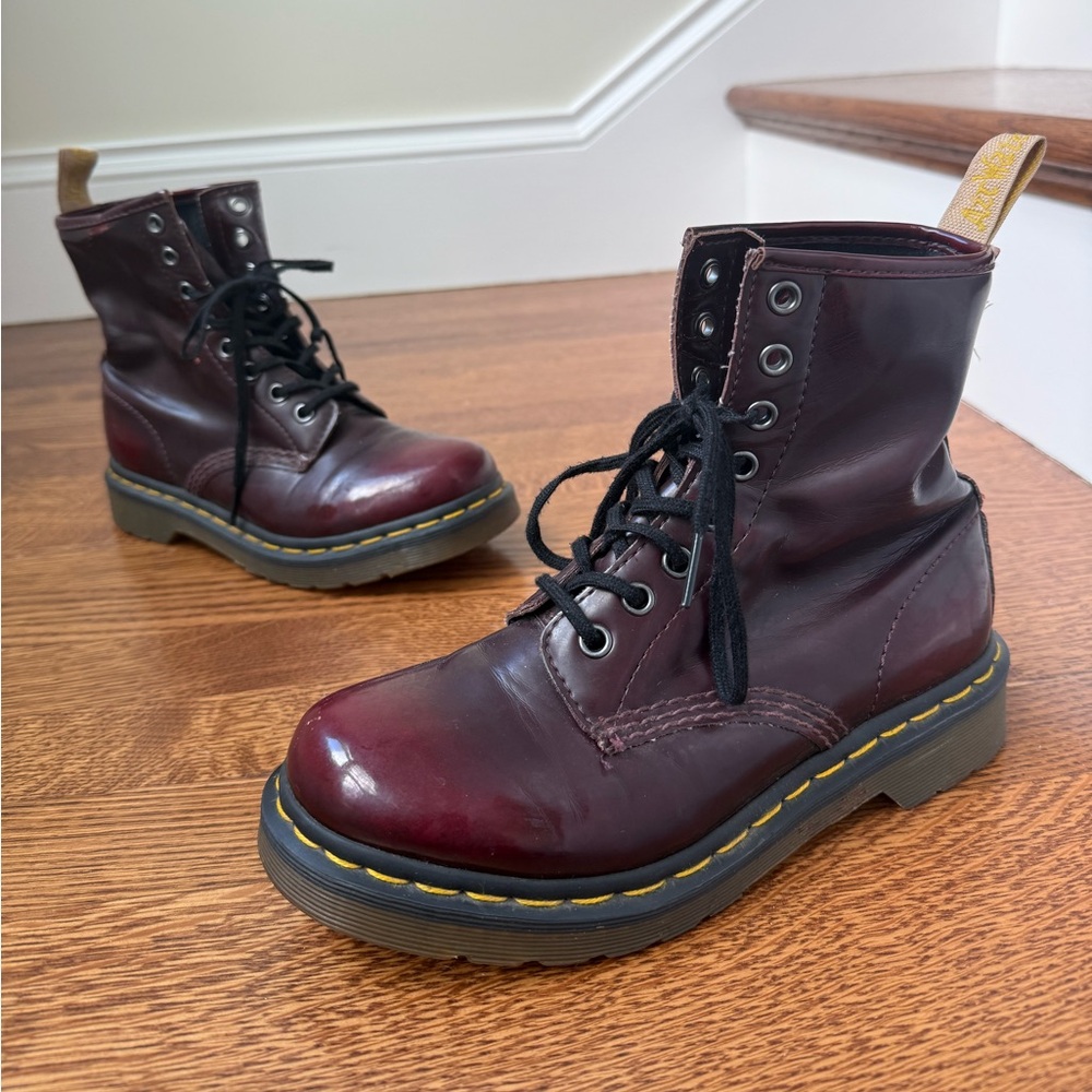 Dr Martens Doc Martens Docs‎ Vegan Cherry Red Rub Off Combat Boots Grunge Punk 6